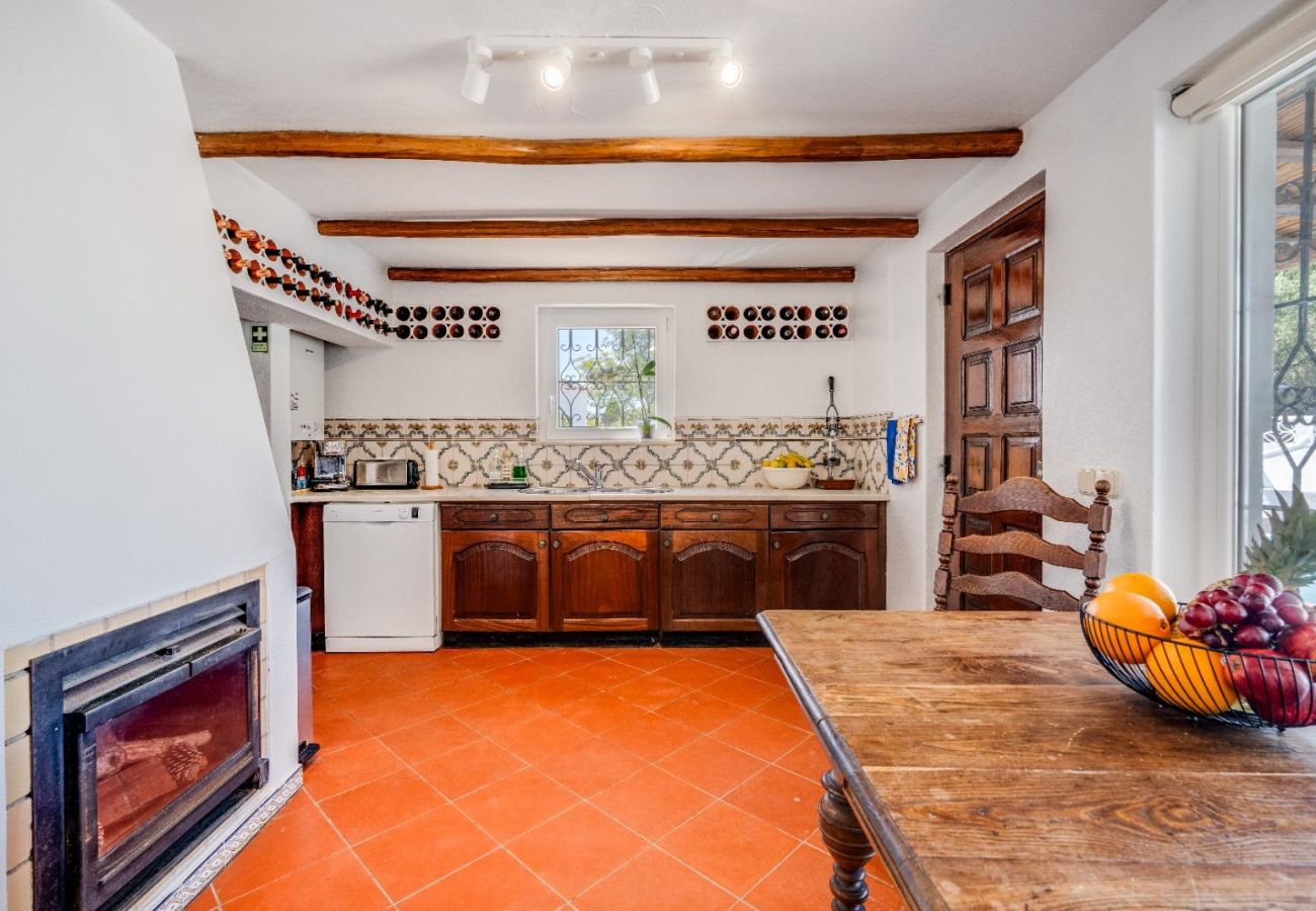 Villa in Carvoeiro - Vivenda Nos Dois - 3 Bed Villa With Heated Pool