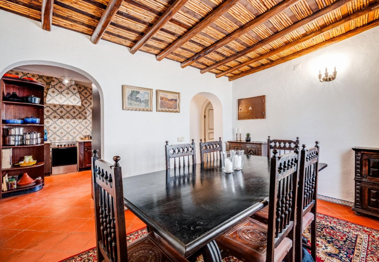 Villa in Carvoeiro - Vivenda Nos Dois - 3 Bed Villa With Heated Pool