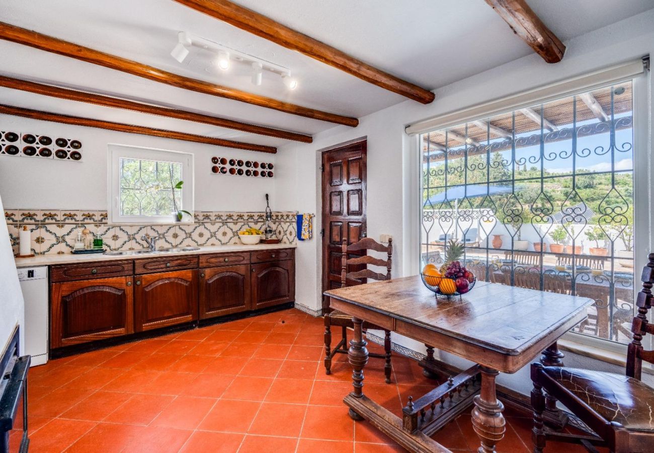 Villa in Carvoeiro - Vivenda Nos Dois - 3 Bed Villa With Heated Pool