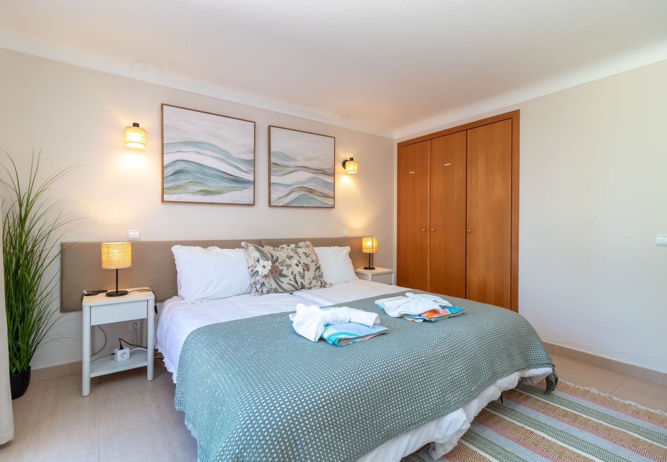 Villa in Carvoeiro - Casa Oásis - 3 Bedroom Villa With Heatead Pool In Carvoeiro