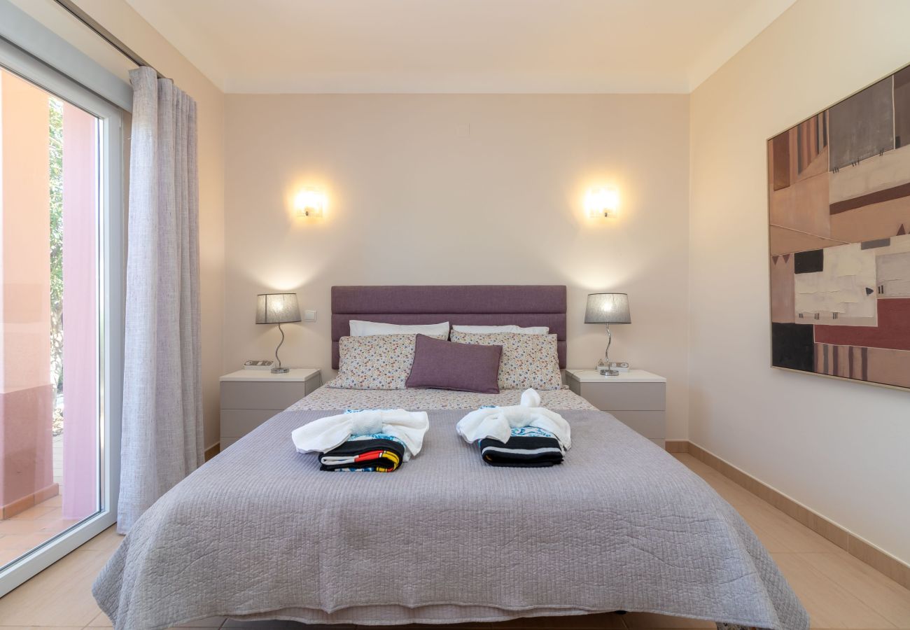 Villa in Carvoeiro - Casa Oásis - 3 Bedroom Villa With Heatead Pool In Carvoeiro