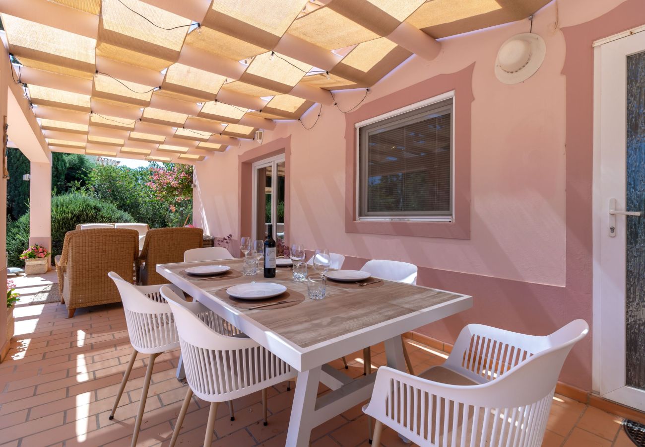 Villa in Carvoeiro - Casa Oásis - 3 Bedroom Villa With Heatead Pool In Carvoeiro