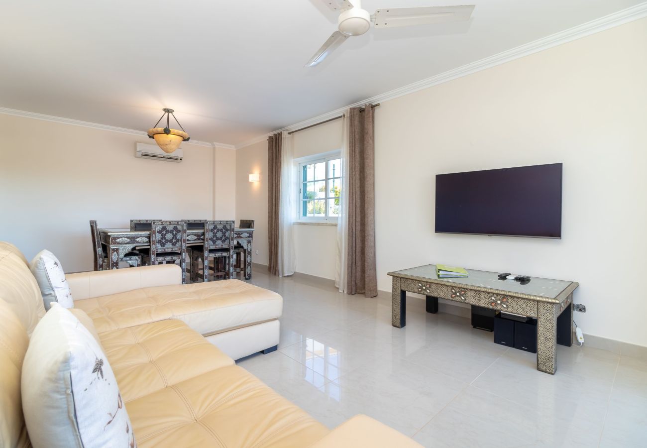 Apartment in Carvoeiro - Casa Vista Mar - 2 Bed Apt With Sea Views & Communal Pool