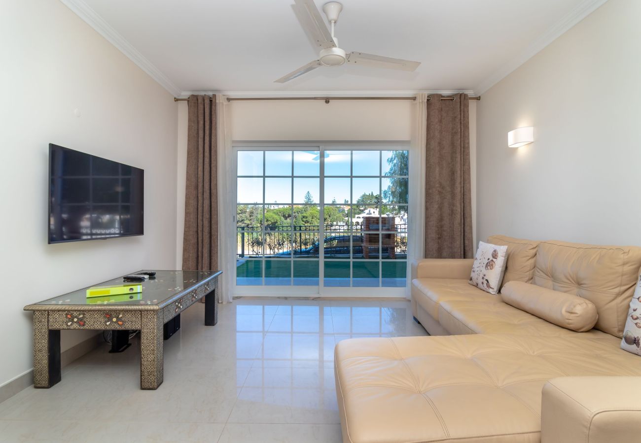 Apartment in Carvoeiro - Casa Vista Mar - 2 Bed Apt With Sea Views & Communal Pool