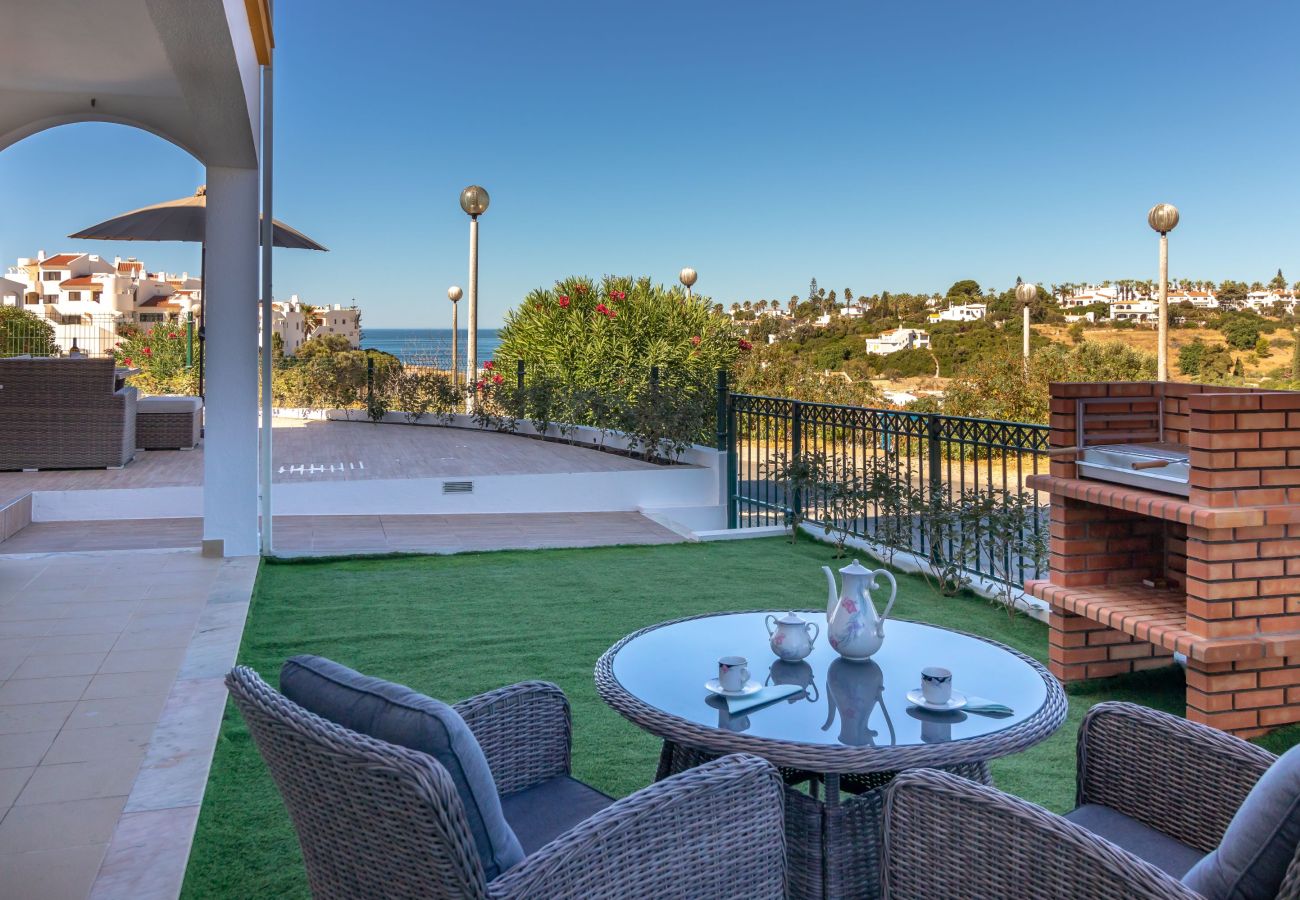 Apartment in Carvoeiro - Casa Vista Mar - 2 Bed Apt With Sea Views & Communal Pool